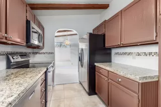 Photo #4: 6609968 Listing 