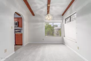 Photo #5: 6609968 Listing 