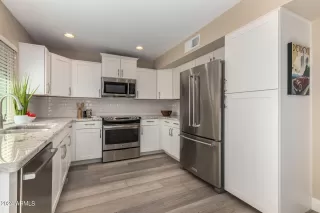 Photo #1: 6610403 Listing 