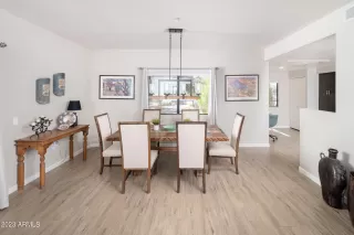 Photo #2: 6611031 Listing 