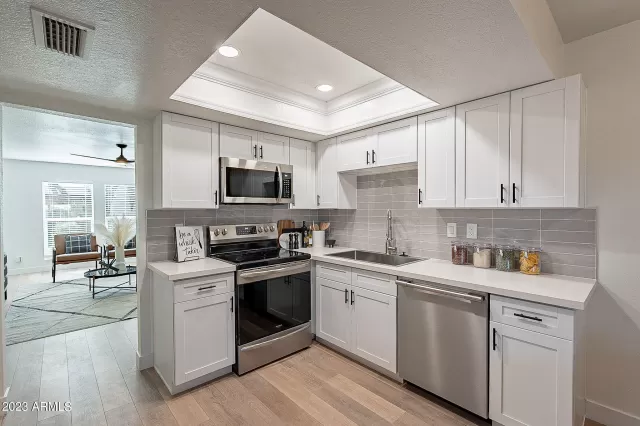 MLS: 6611050 Condo For Sale