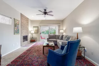 Photo #4: 6611080 Listing