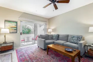 Photo #5: 6611080 Listing