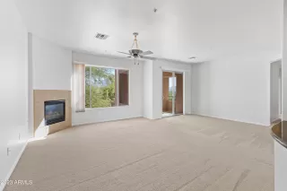 Photo #5: 6611207 Listing