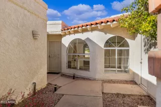 Photo #5: 6611250 Listing