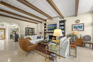 Photo #6: 6611258 Listing 