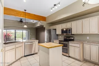 Click for more information on MLS # 6611316 : 16107 E EMERALD DRIVE#105 More Details about MLS # 6611316 : 16107 E EMERALD DRIVE#105