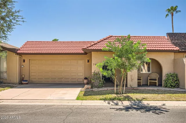 MLS: 6611542 Condo For Sale
