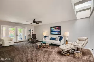 Photo #5: 6611542 Listing 