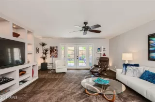 Photo #6: 6611542 Listing 
