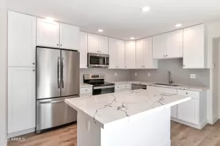 Photo #2: 6611805 Listing 