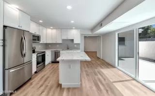 Photo #3: 6611805 Listing 