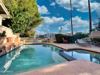 Photo #1: 6611887 Listing