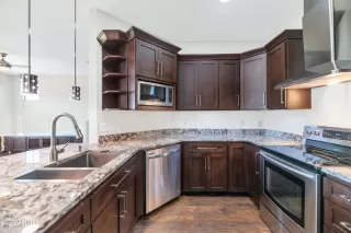 Photo #1: 6612063 Listing 