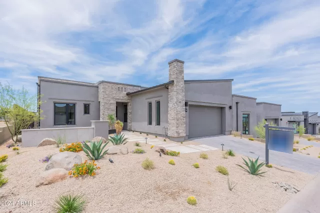 MLS: 6612078 Condo For Sale