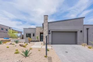 Photo #2: 6612078 Listing