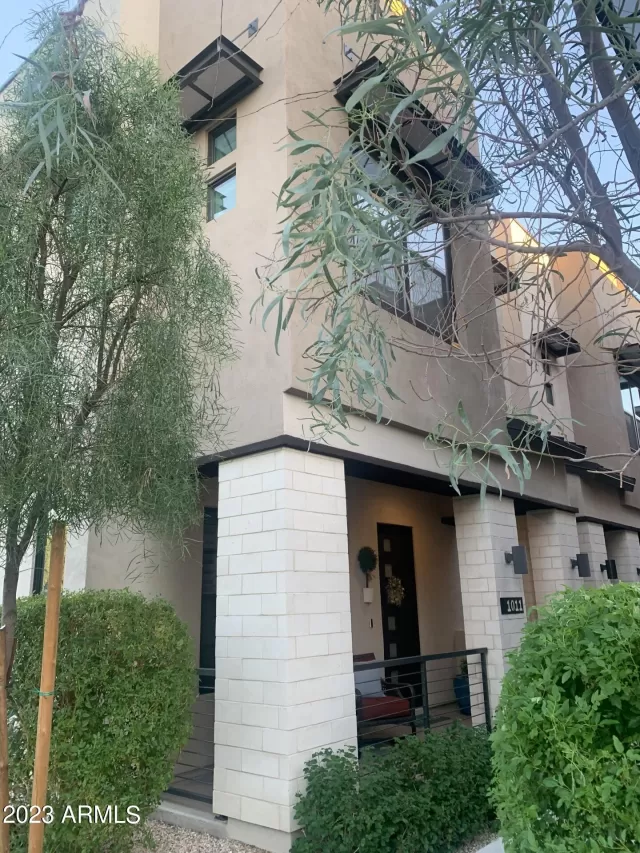 MLS: 6612143 Condo For Sale