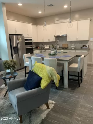 Photo #4: 6612143 Listing 