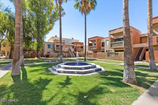 MLS: 6612257 Condo For Sale