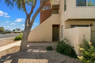 Photo #3: 6612257 Listing