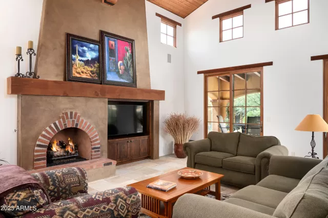 MLS: 6612319 Condo For Sale