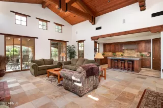 Photo #1: 6612319 Listing