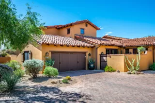 Photo #4: 6612319 Listing