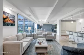 Photo #4: 6612356 Listing