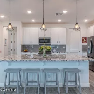 Photo #2: 6612384 Listing