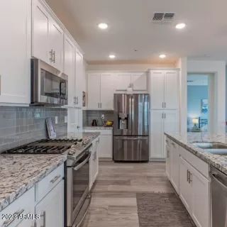 Photo #4: 6612384 Listing