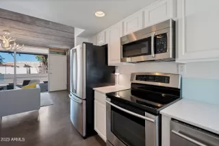 Photo #4: 6612597 Listing 