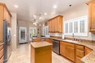 Photo #4: 6612685 Listing