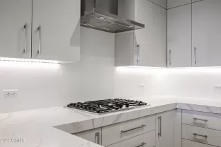 Photo #2: 6612693 Listing