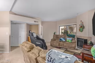 Photo #3: 6612730 Listing