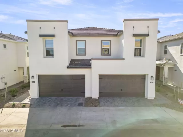 MLS: 6613115 Condo For Sale