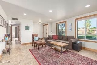 Photo #3: 6613127 Listing