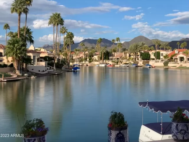 MLS: 6613469 Condo For Sale