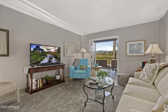 MLS: 6613581 Condo For Sale
