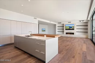 Photo #4: 6613735 Listing 