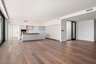 Photo #5: 6613735 Listing 