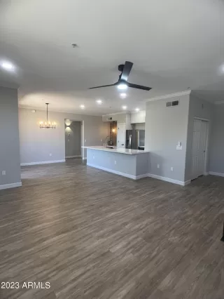 Photo #4: 6613778 Listing