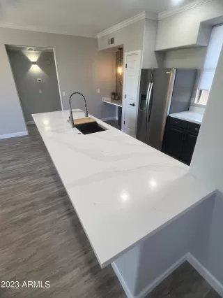 Photo #5: 6613778 Listing