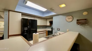 Photo #4: 6613815 Listing