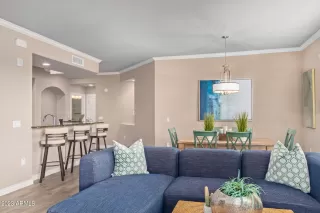 Photo #2: 6613869 Listing 