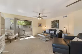 Photo #3: 6614027 Listing