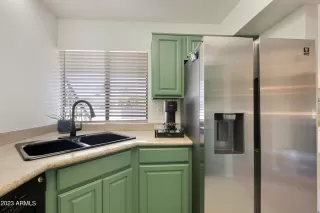 Photo #6: 6614027 Listing