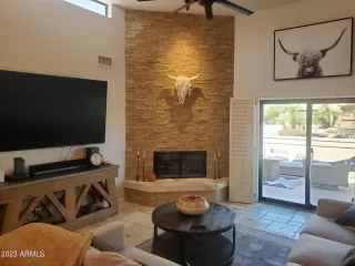 Photo #4: 6614229 Listing