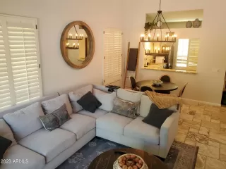 Photo #5: 6614229 Listing