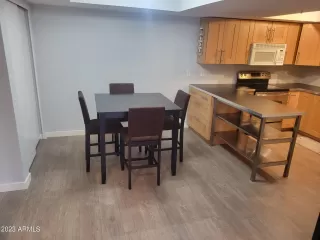 Photo #5: 6614373 Listing