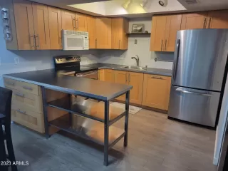 Photo #6: 6614373 Listing